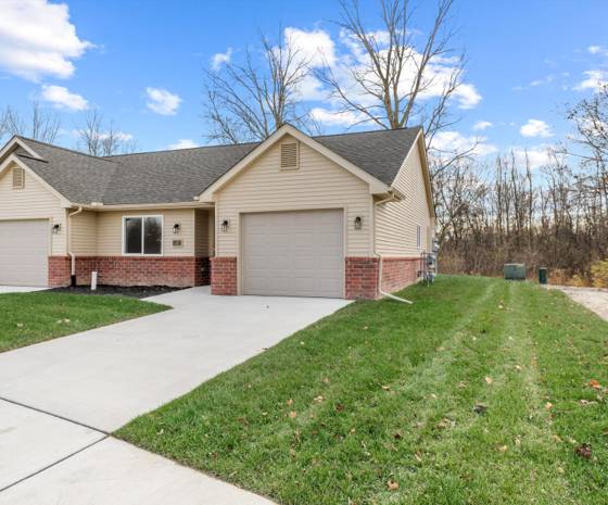 5401 Volterra Drive, Monroe, MI 48161 photo 2