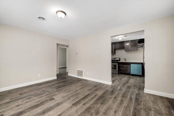 22290 Eastwood Avenue, Warren, MI 48089 photo 4