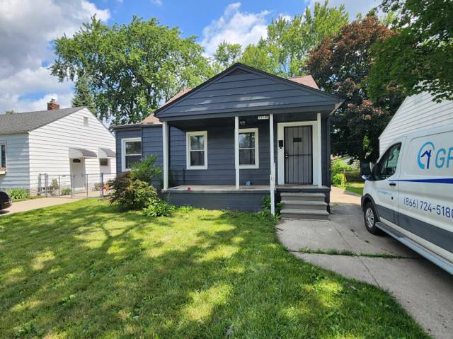 19139 Kingsville Street, Harper Woods, MI