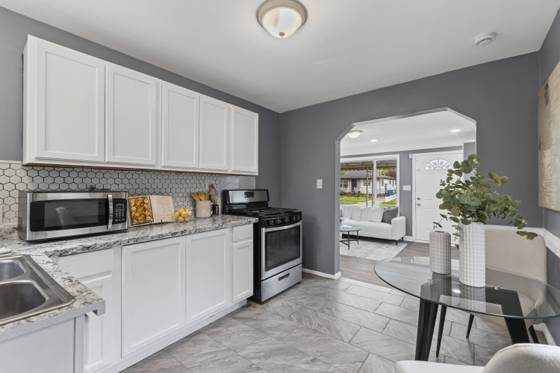 24339 Eton Avenue, Dearborn Heights, MI 48125 photo 5