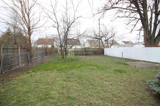 22779 Almond Avenue, Eastpointe, MI 48021 photo 3