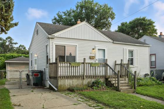 644 E Brickley Avenue, Hazel Park, MI 48030 photo 3