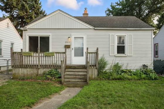 644 E Brickley Avenue, Hazel Park, MI 48030 photo 4