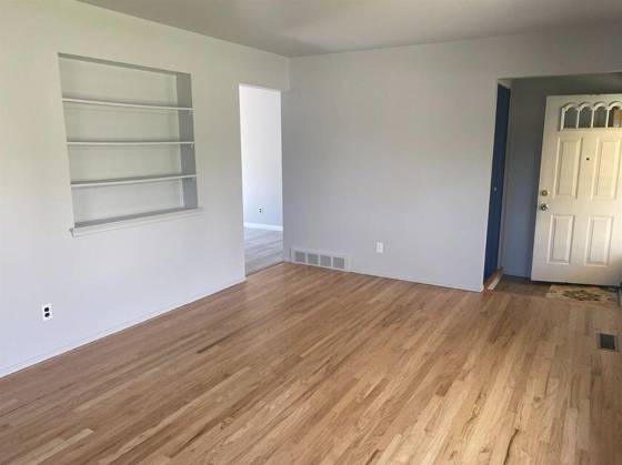 2160 Georgetown Boulevard, Ann Arbor, MI 48105 photo 4