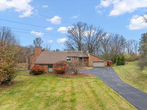 5185 Christine Drive, Ann Arbor, MI 48103 photo 2