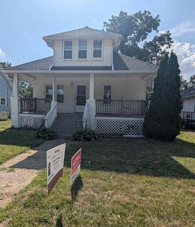 18736 Huron River Drive, New Boston, MI
