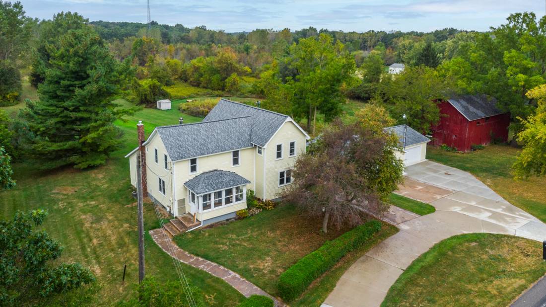 12356 Jennings Road, Linden, MI 48451