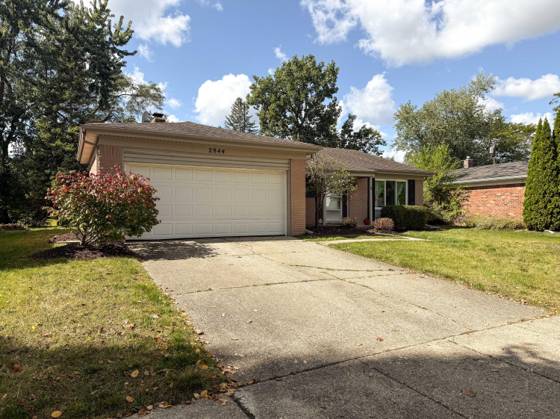 2844 Renfrew Street, Ann Arbor, MI 48105 photo 2