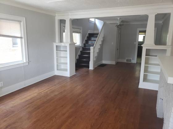758 W Huron Street, Pontiac, MI 48341 photo 5