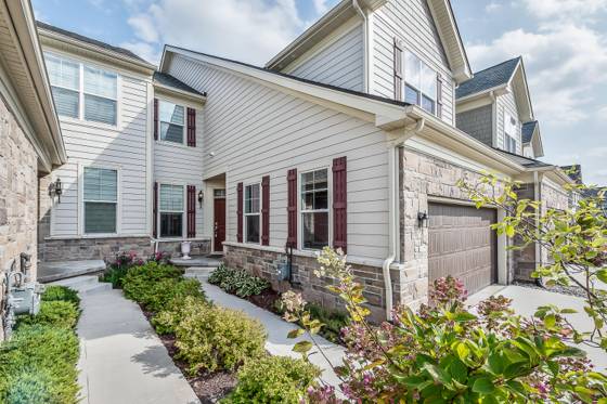3075 N Spurway Drive, Ann Arbor, MI 48105 photo 2