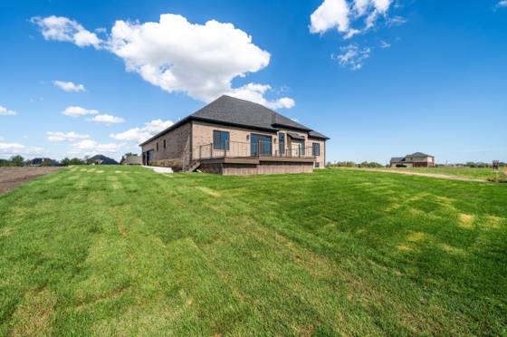 8127 Hunters Ridge Drive, Newport, MI 48166 photo 4