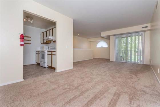 735 Clubhouse Drive, Ypsilanti, MI 48197 photo 5