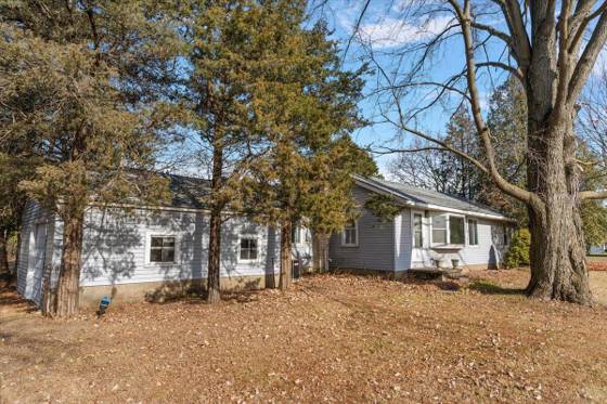 10733 Martz Road, Ypsilanti, MI 48197 photo 2