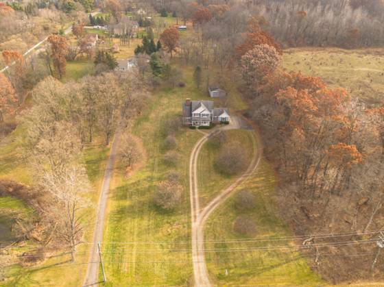 5470 Carey Road, Commerce Twp, MI 48382 photo 3
