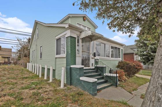 4618 Alter Road, Detroit, MI 48215 photo 3