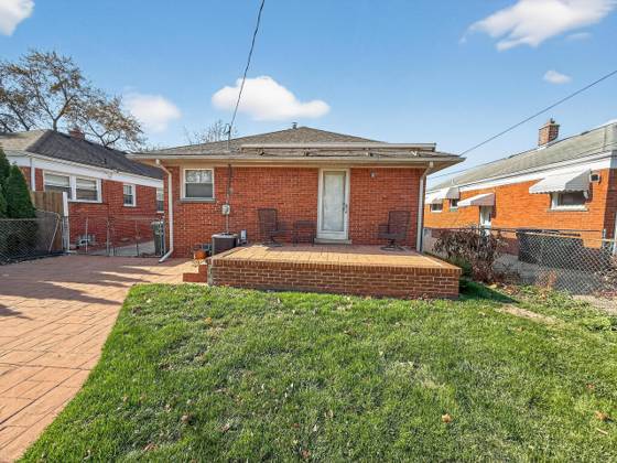 9949 Sterling Avenue, Allen Park, MI 48101 photo 3