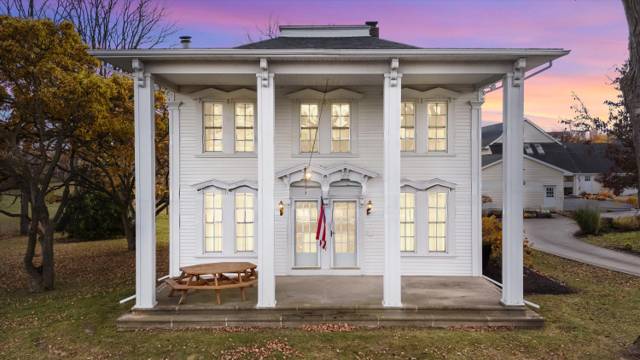 48525 Eight Mile Road, Northville, MI