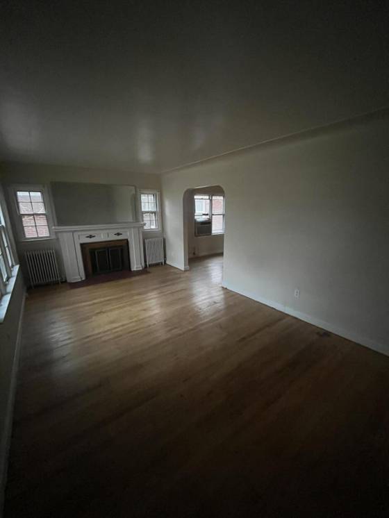 20604 Washtenaw Street, Harper Woods, MI 48225 photo 3