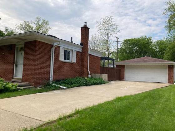 3300 Fernwood Avenue, Ann Arbor, MI 48108 photo 2