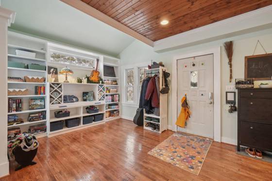 7 Oakwood Street, Ypsilanti, MI 48197 photo 3