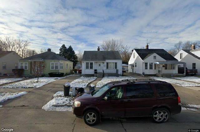 18794 Woodside Street, Harper Woods, MI