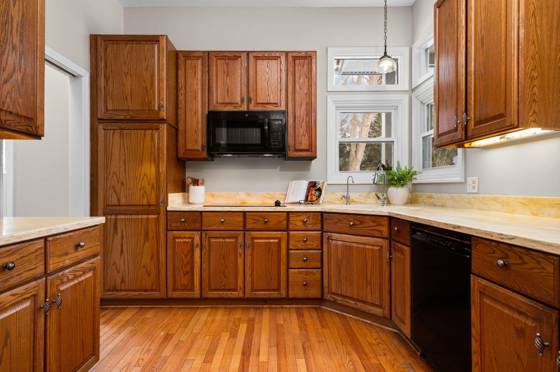 5971 Creekview Court, Ann Arbor, MI 48108 photo 4