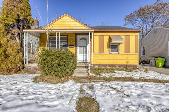 621 E Meyers Avenue, Hazel Park, MI 48030 photo 2
