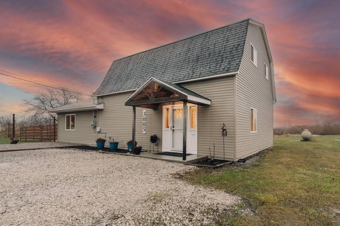 3005 Plank Road, Marine, MI 48039