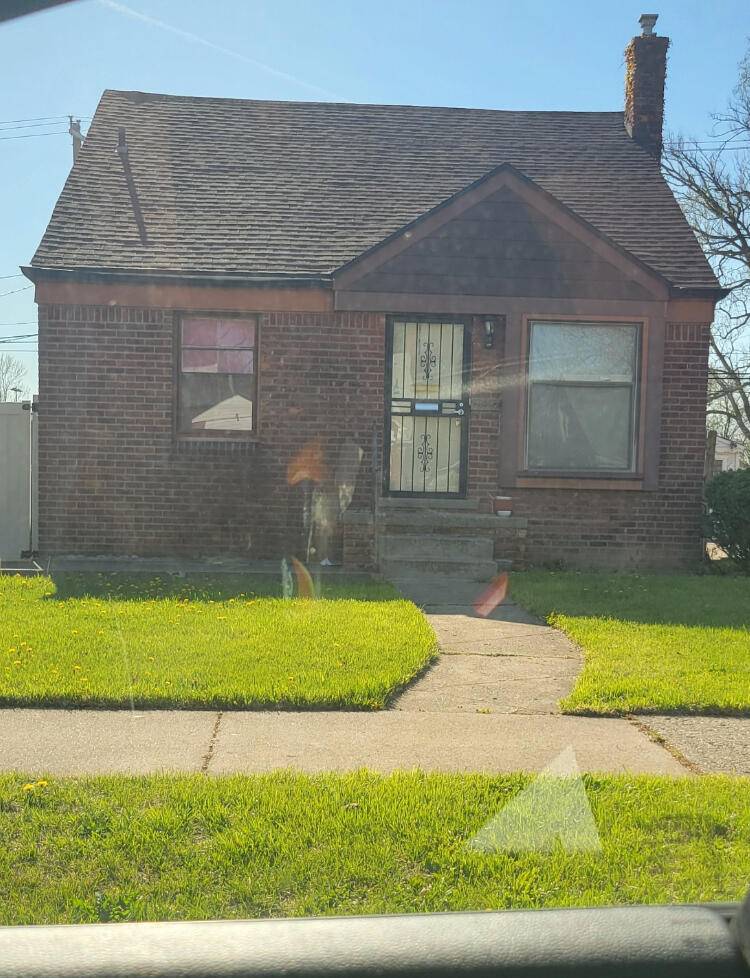 18227 Fenmore Street, Detroit, MI 48235
