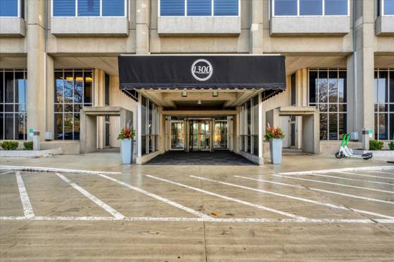 1300 E Lafayette Street #209, Detroit, MI 48207 photo 2
