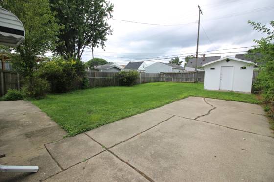26095 Pattow Street, Roseville, MI 48066 photo 2