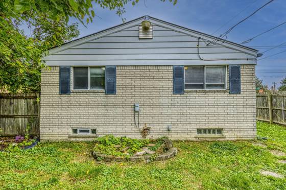 11203 Toepfer Road, Warren, MI 48089 photo 2