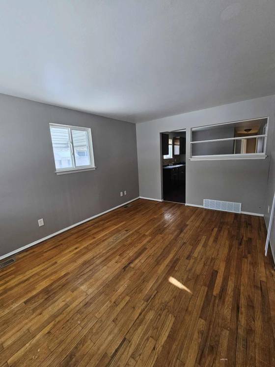 2458 River Drive, Lincoln Park, MI 48146 photo 3