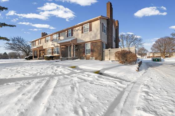 21053 E Glen Haven Circle, Northville, MI 48167 photo 3