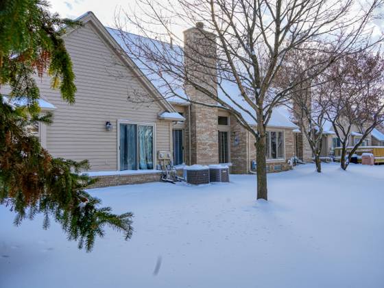 16767 W Cobblestone West Boulevard, Macomb, MI 48042 photo 2