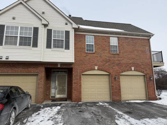 23493 Williamsburg Circle, Woodhaven, MI