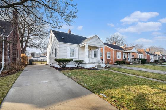 21824 Colony Street, Saint Clair Shores, MI 48080 photo 3