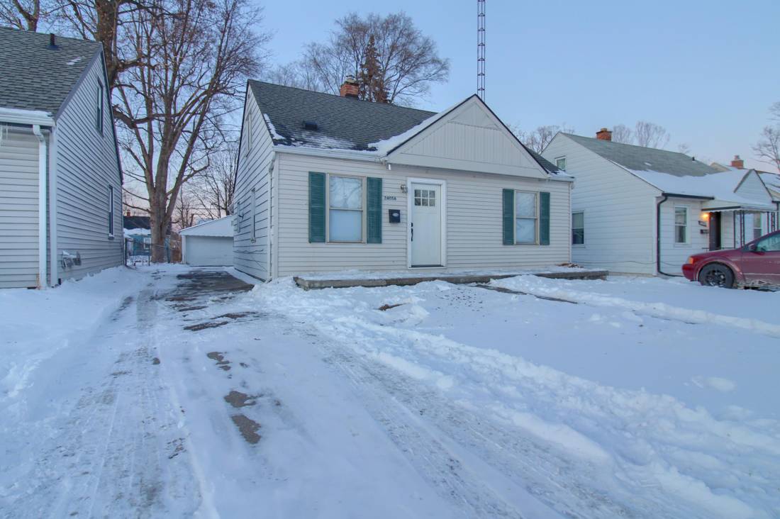 24056 Lehigh Street, Dearborn Heights, MI 48125