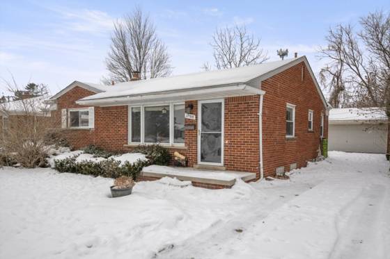 27576 Mackenzie Drive, Westland, MI 48185 photo 2
