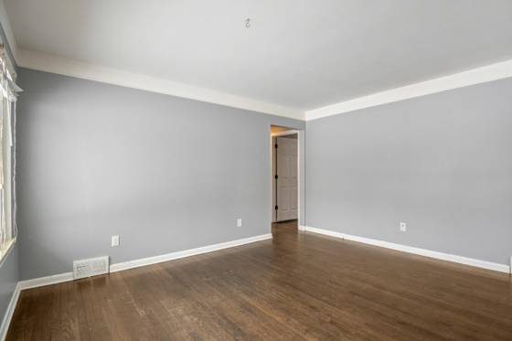 27576 Mackenzie Drive, Westland, MI 48185 photo 5