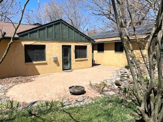 3079 Pittsview Drive, Ann Arbor, MI 48108 photo 2