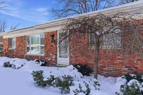 50673 Jim Drive, Chesterfield, MI 48047 photo 4