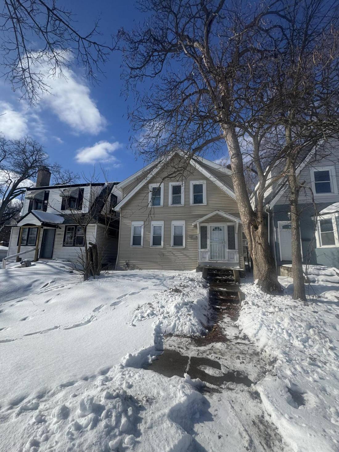 16515 Log Cabin Street, Highland Park, MI 48203
