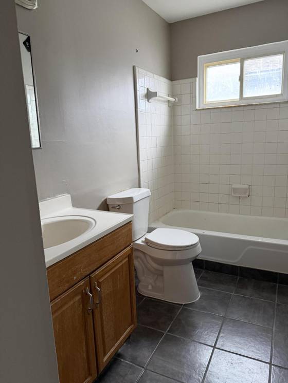 2399 Emmons Avenue, Warren, MI 48091 photo 5