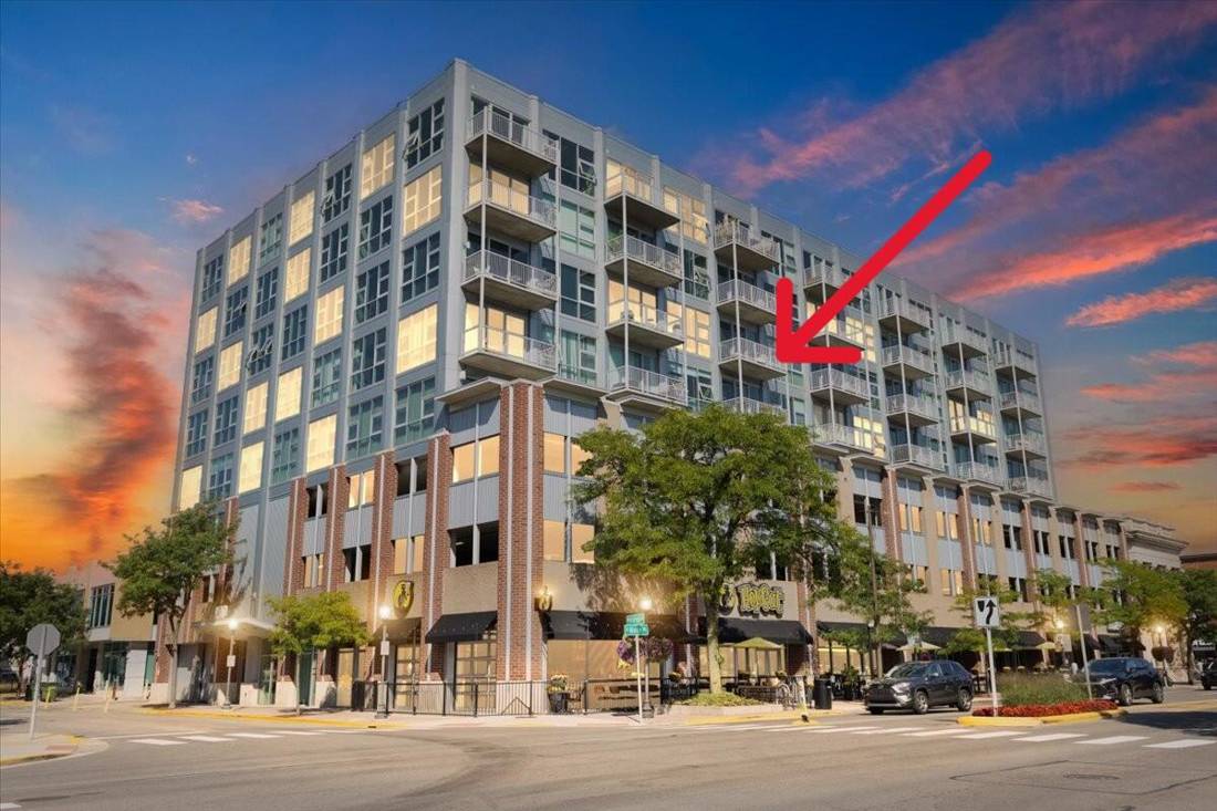 100 W 5th Street #611, Royal Oak, MI 48067