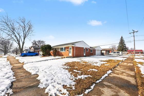 34353 Chope Place, Clinton Twp, MI 48035 photo 3