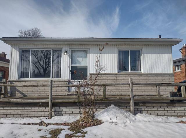 5136 Cornell Street, Dearborn Heights, MI