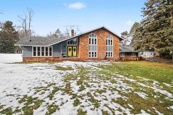 5060 Glenway Drive, Brighton, MI 48116 photo 3