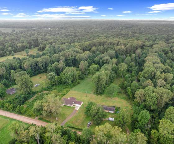 26700 Martinsville Road, New Boston, MI 48164 photo 3