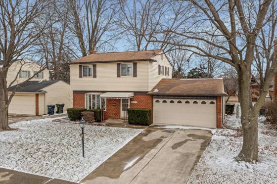 38240 Tottenham Road, Sterling Heights, MI 48312 photo 2